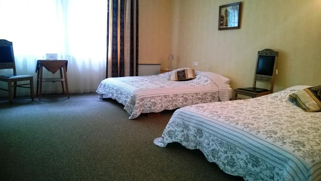 Ungurmuiza Hotel Auciems Exterior photo